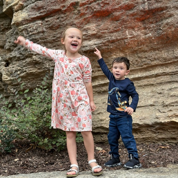 Meet your Posher, Amie - Picture 2 of 15